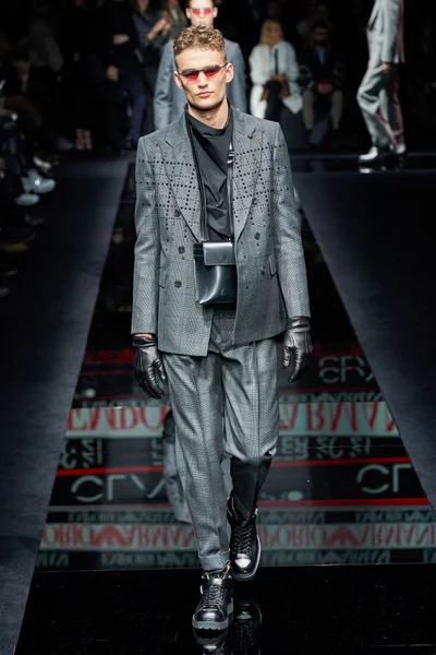 Look 45